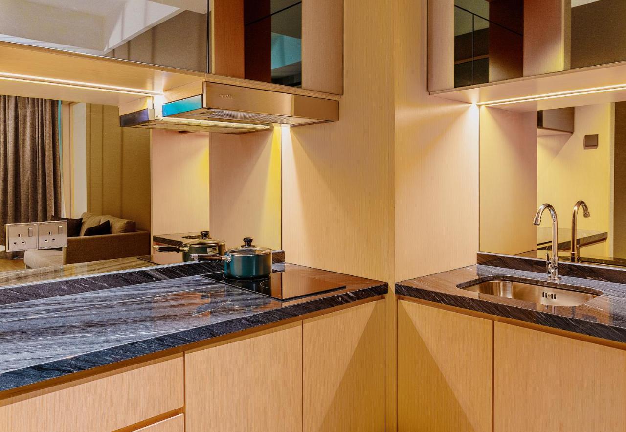 Avante Hotel Petaling Jaya Exterior foto A kitchen with a granite countertop
