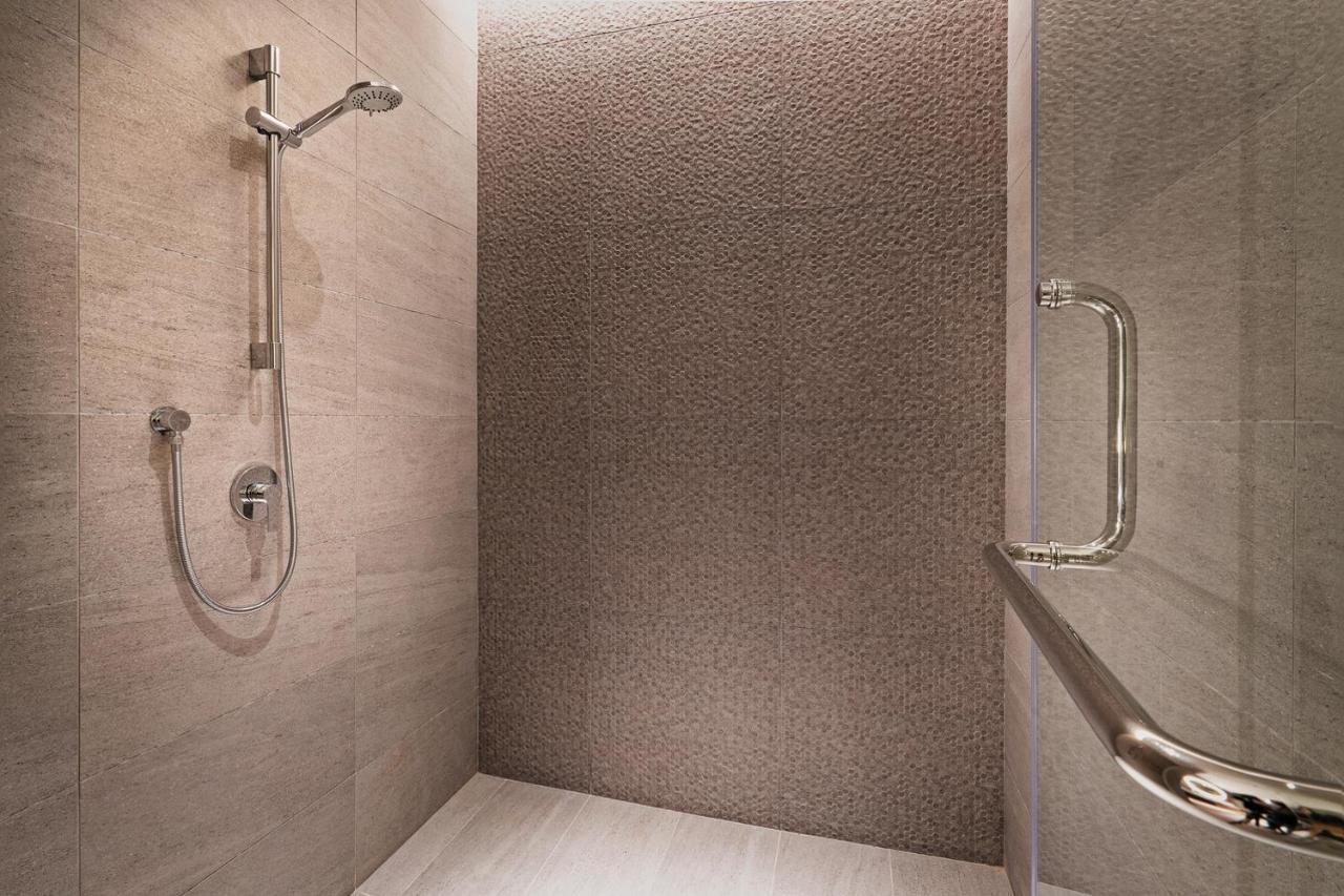 Avante Hotel Petaling Jaya Exterior foto A shower